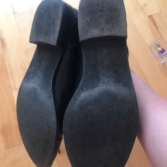 Derbies Mellow Yellow - Picture 3 of 5